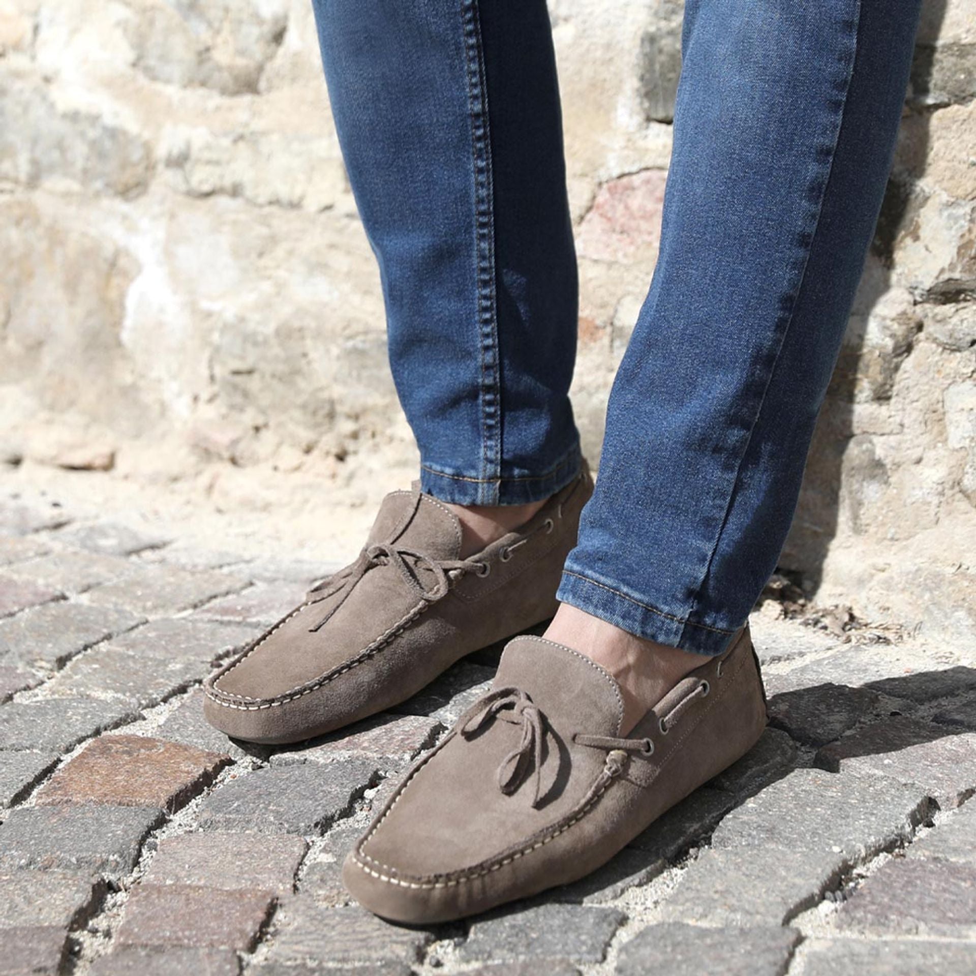 Taupe suede men&