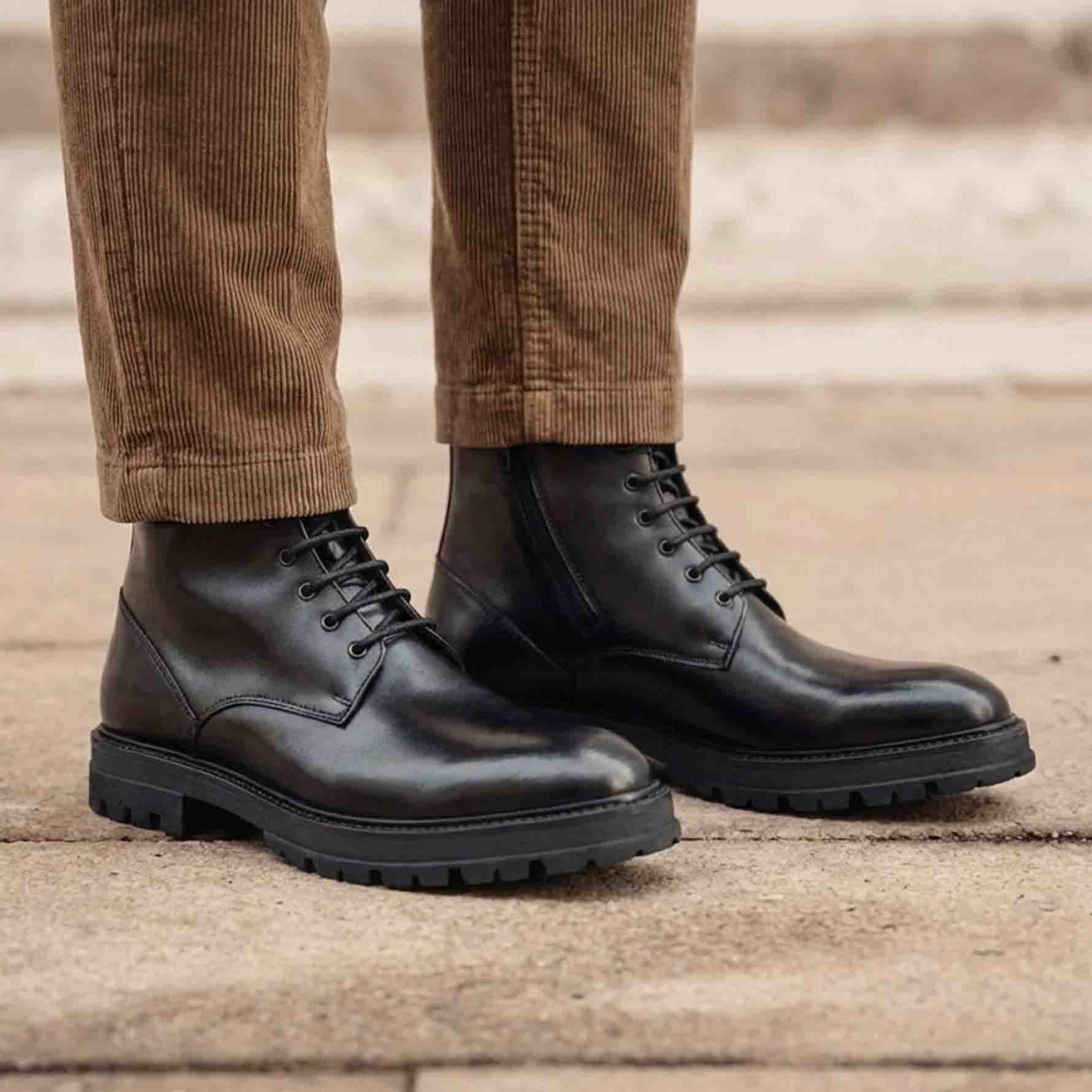 Black leather amphibians boots - Ciro