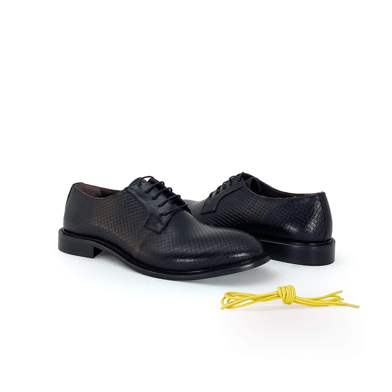 Stringate Derby intrecciate nero - Filiberto