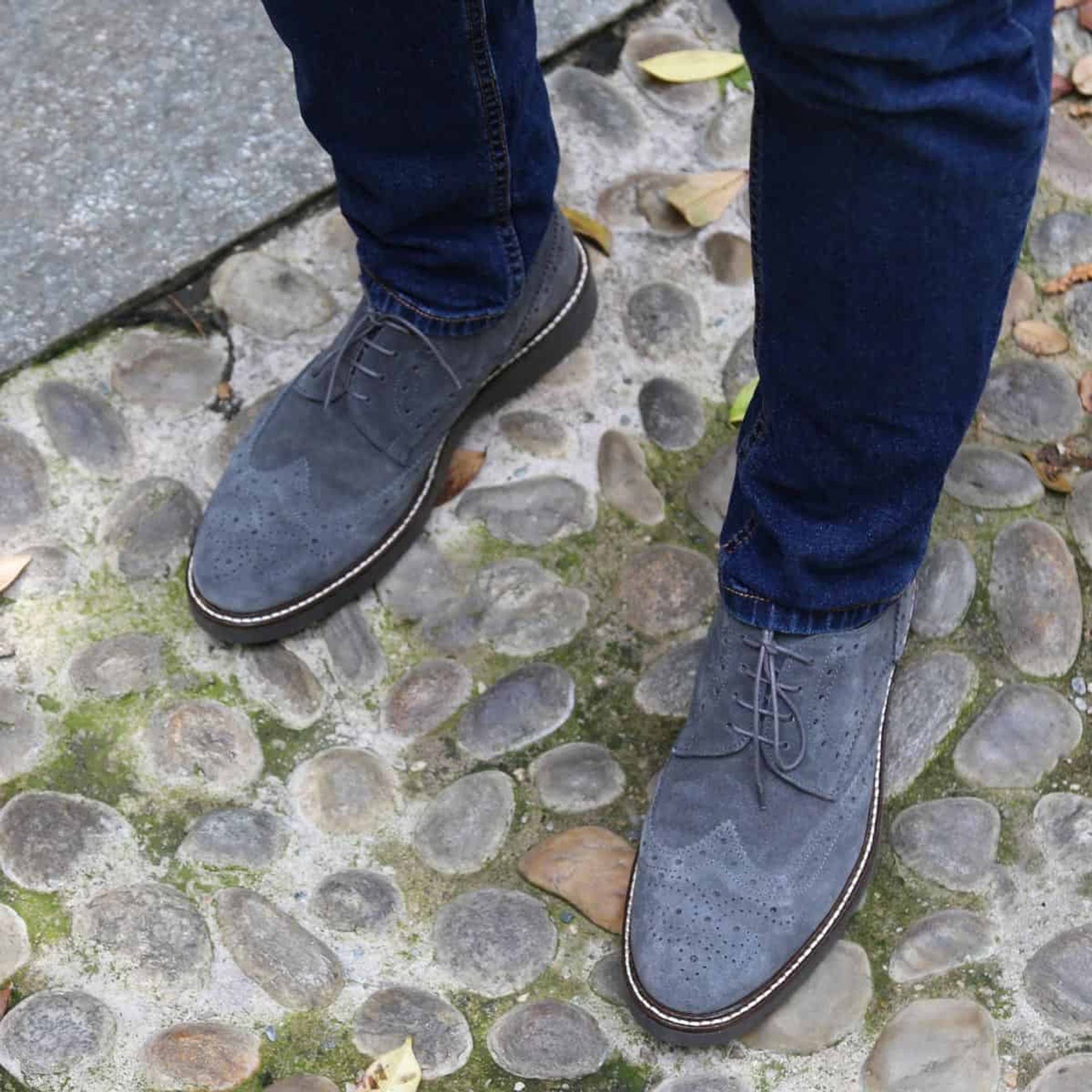 Uomo indossa Scarpe a coda di rondine uomo camoscio grigio Duca di Morrone