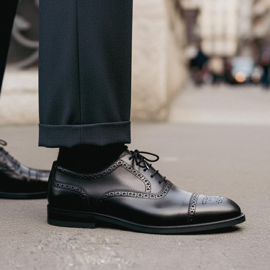 Scarpe Brogue in pelle nera - Alfonso