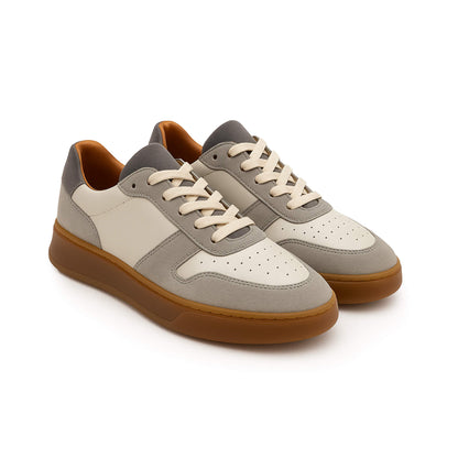 Graue weiße Wildleder -Turnschuhe - Ivan